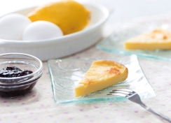 グラタン皿を使って、グリルで作るベイクドチーズケーキ♪