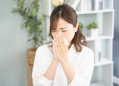 備えあればクシャミなし! 今すぐ「秋の花粉症」対策